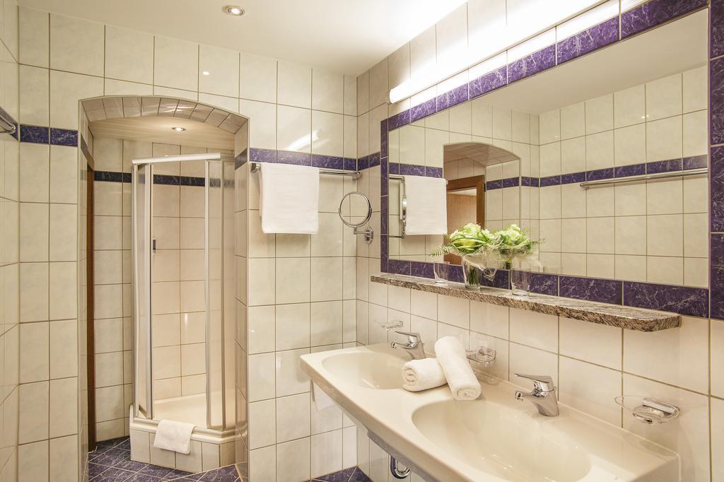 Hotel Garni Chasa Sulai Ишгль Экстерьер фото