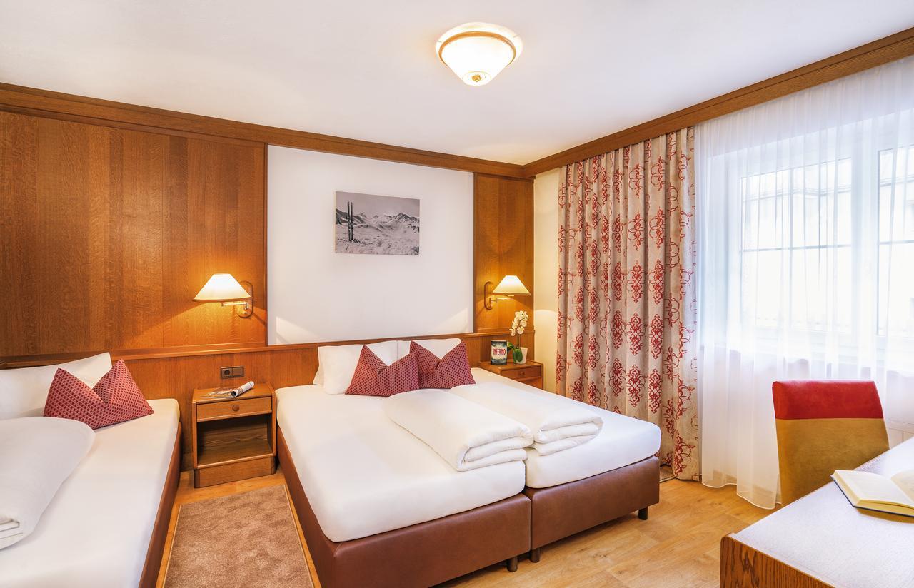 Hotel Garni Chasa Sulai Ишгль Экстерьер фото